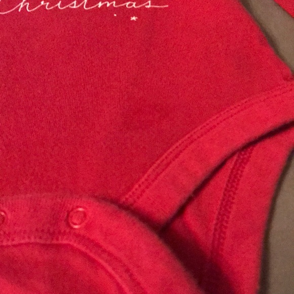 Baby’s Christmas long sleeve onesie 6-12 Months - Picture 2 of 5